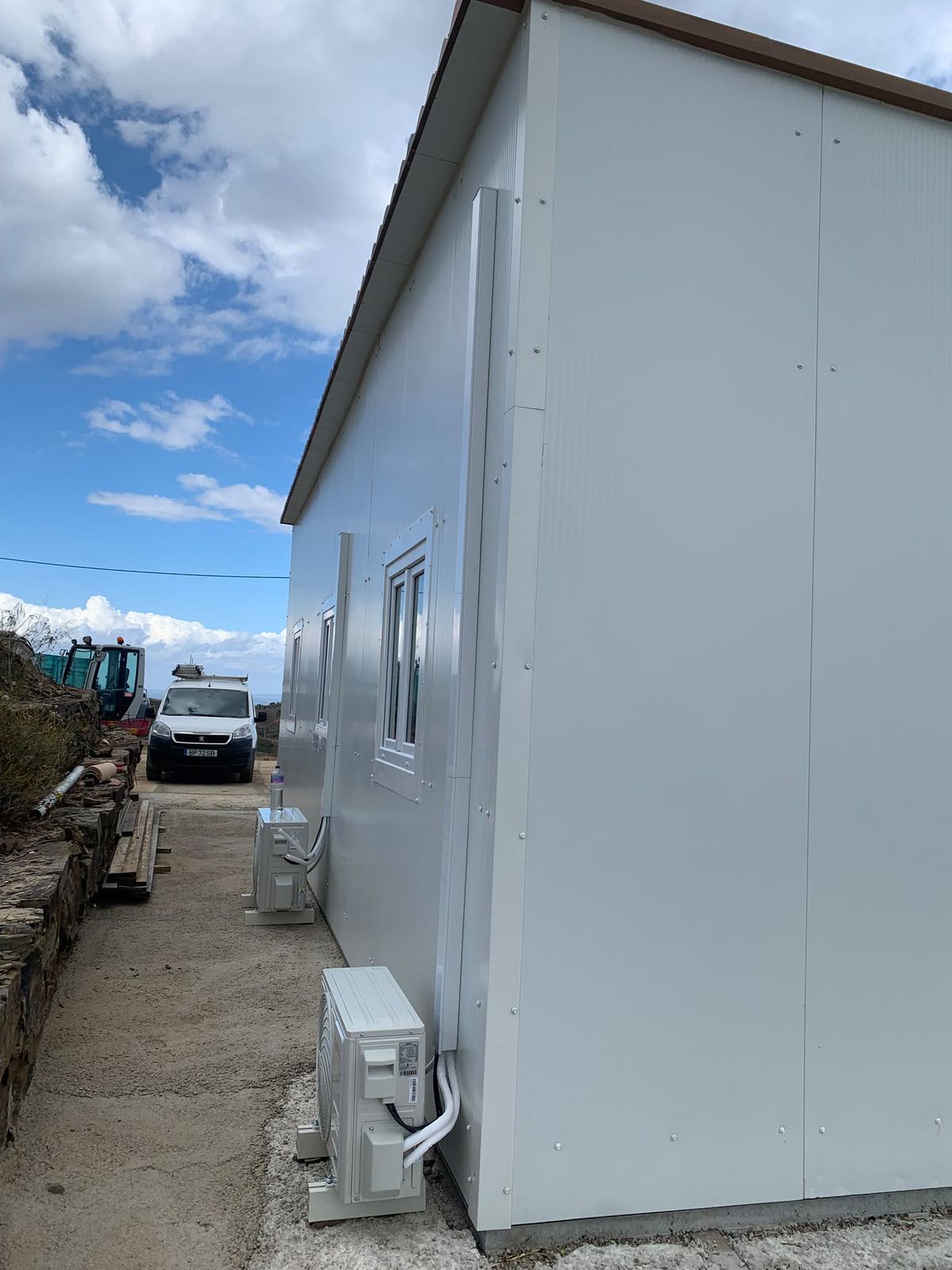 Mobile office installation